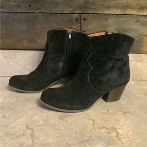 Lucky Brand black suede Booties cowboy Sz 8.5